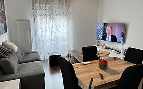 Appartamento completo zona centrale, 4 posti letto