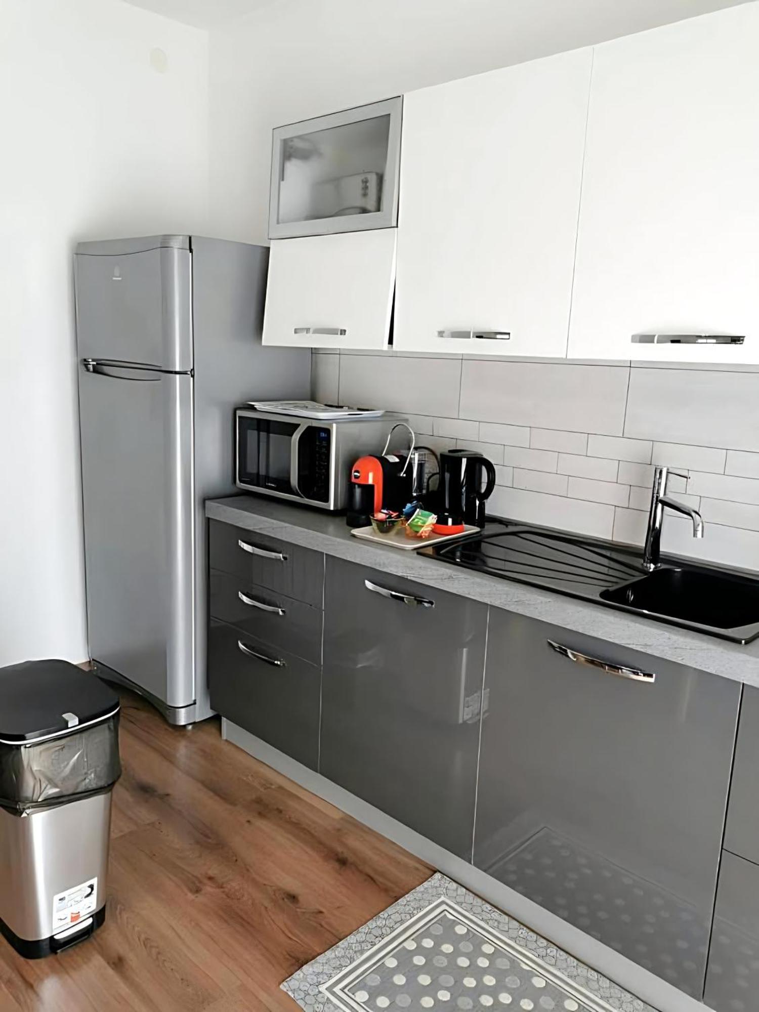 Appartamento completo zona centrale, 4 posti letto Gorizia Esterno foto